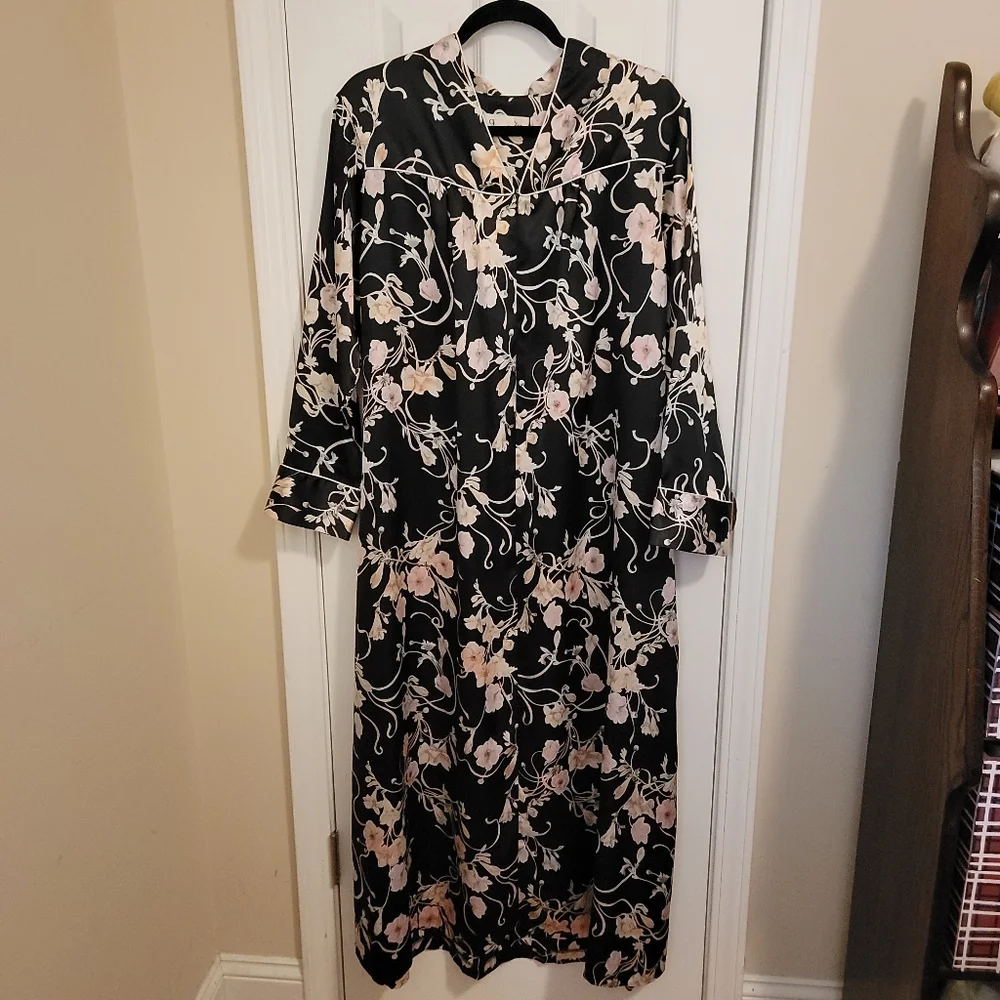 Christian Dior Vintage Black Floral Satin Robe Size L/XL - Picture 7 of 8